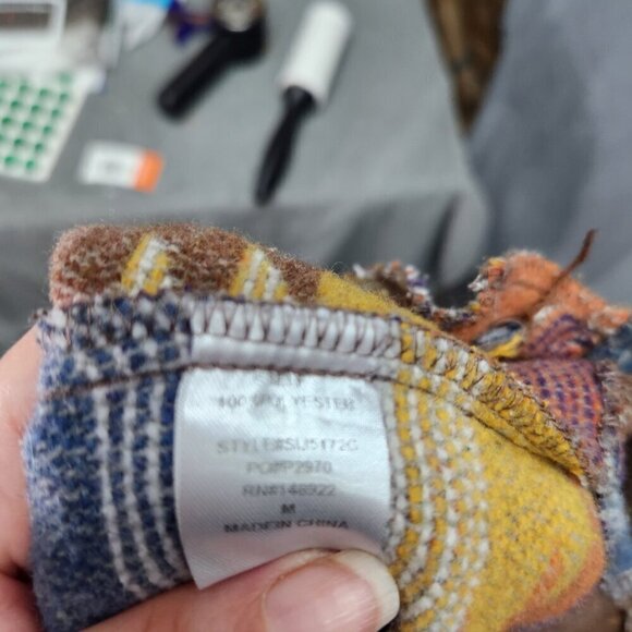 Saints & Hearts Aztec Heavy Button Down Shacket Large - Picture 4 of 4